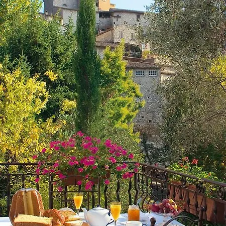 Hotel De La Madone 3*
